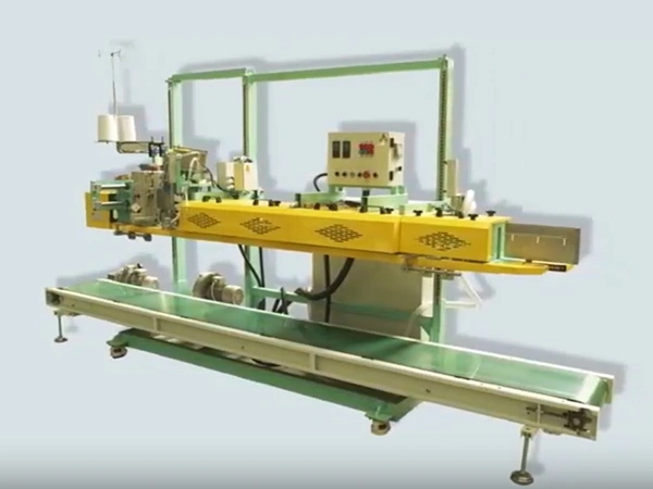 Máquina seladora térmica e costura para sacos tecidos